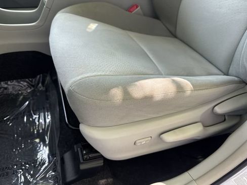 Used 2014 Toyota Prius V Three FWD image 28