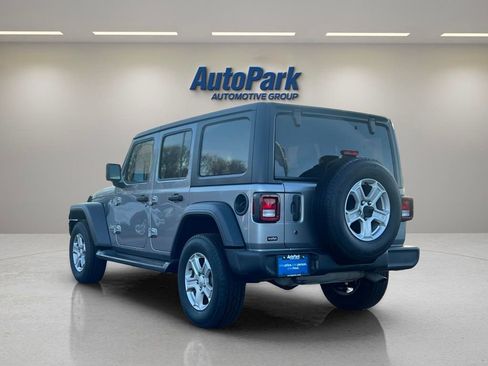 Used 2018 Jeep Wrangler Unlimited Sport S AWD/4WD image 6