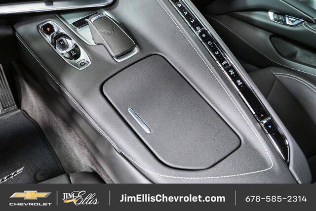 Used 2025 Chevrolet Corvette Z06 w/ Z07 Performance Package RWD image 18
