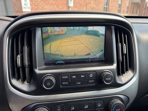 Used 2018 Chevrolet Colorado LT w/ LT Convenience Package AWD/4WD image 22