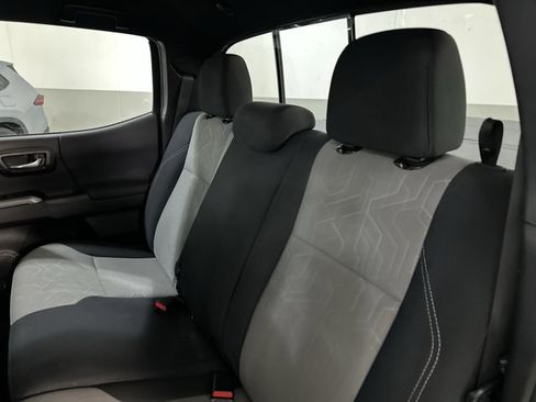 Used 2023 Toyota Tacoma SR image 7