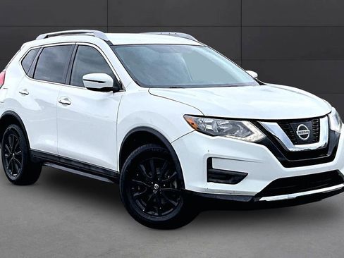 Used 2017 Nissan Rogue SV AWD/4WD image 9