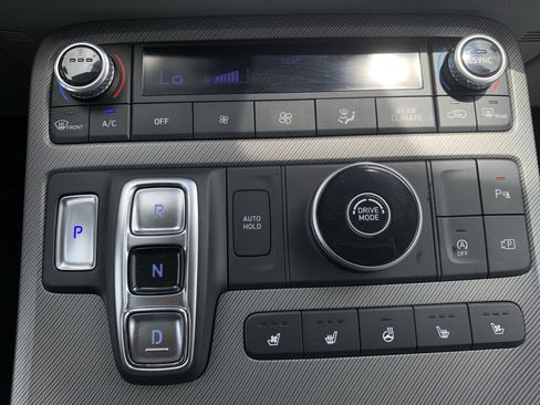 Used 2025 Hyundai Palisade SEL FWD image 29
