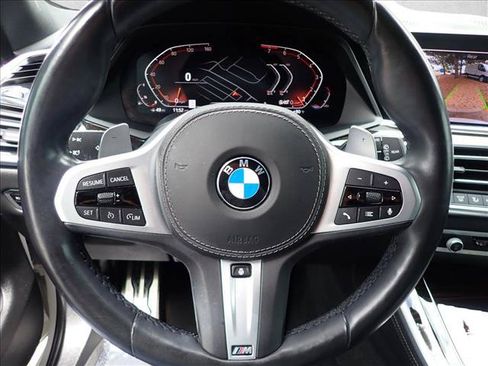 Used 2020 BMW X5 xDrive40i w/ M Sport Package AWD/4WD image 16