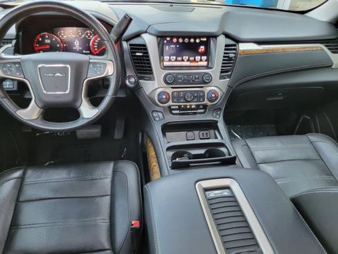 Used 2016 GMC Yukon Denali w/ Open Road Package AWD/4WD image 34