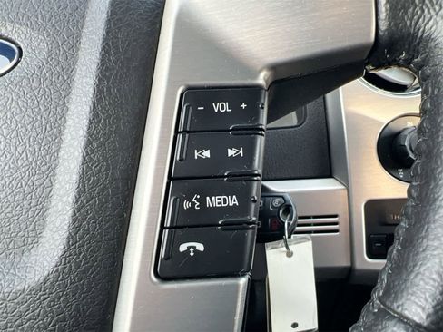 Used 2013 Ford F150 Platinum image 24