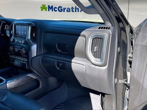 Used 2021 Chevrolet Silverado 1500 LTZ image 24