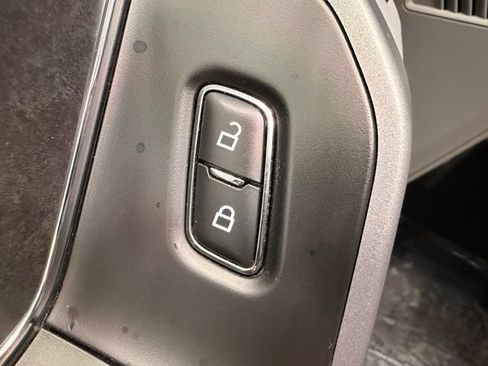 Used 2025 Ford F150 XLT w/ Equipment Group 301A Standard AWD/4WD image 20