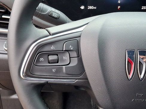 Used 2025 Buick Envista Sport Touring image 20