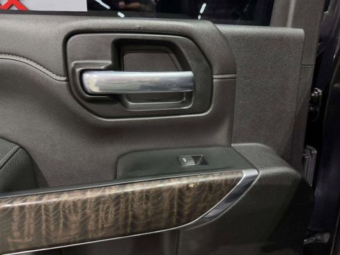 Used 2022 GMC Sierra 3500 Denali w/ Denali Ultimate Package image 31