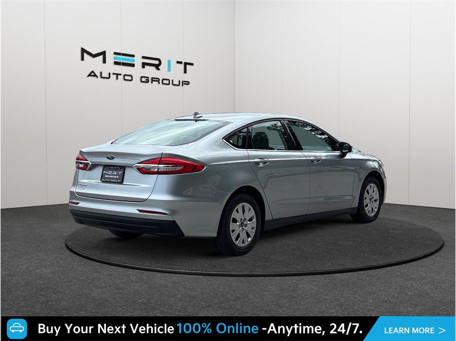 Used 2020 Ford Fusion S FWD image 9