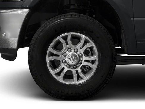 Used 2017 RAM 3500 Laramie w/ Convenience Group image 12