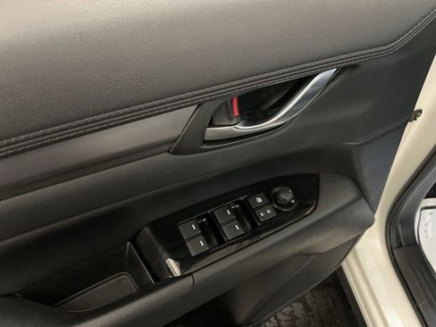 Used 2019 MAZDA CX-5 Touring image 16