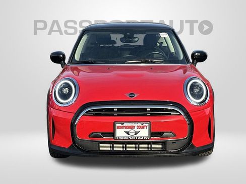 Used 2023 MINI Cooper 2-Door Hardtop image 7