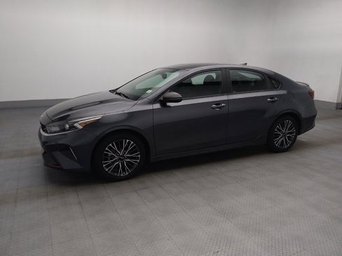 Used 2024 Kia Forte GT-Line w/ GT-Line Premium Package FWD image 2