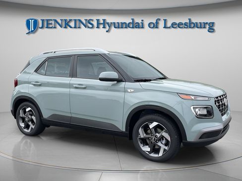 New 2026 Hyundai Venue SEL image 2