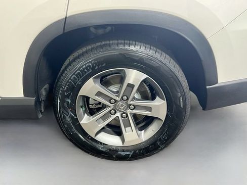 Certified 2025 Honda Pilot EX-L image 30