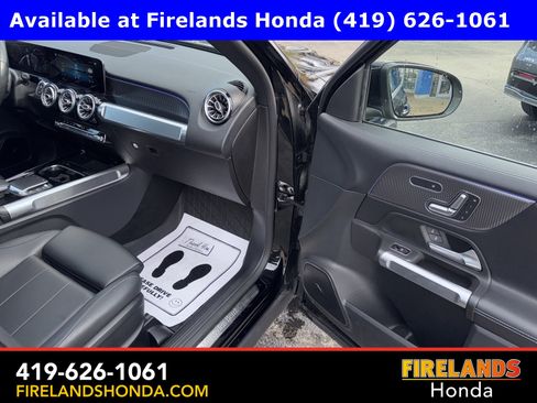 Used 2021 Mercedes-Benz GLB 250 4MATIC image 39