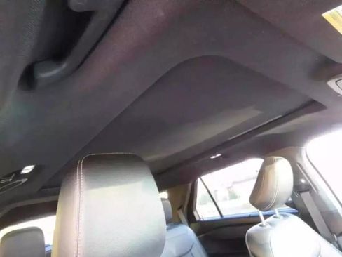 Used 2020 Ford Explorer Limited image 17