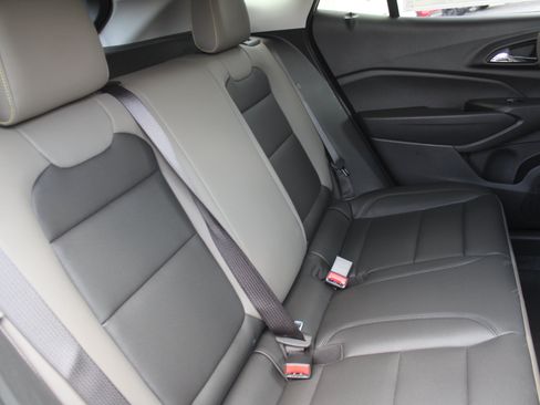 New 2026 Chevrolet Trax ACTIV w/ Driver Confidence Package FWD image 16