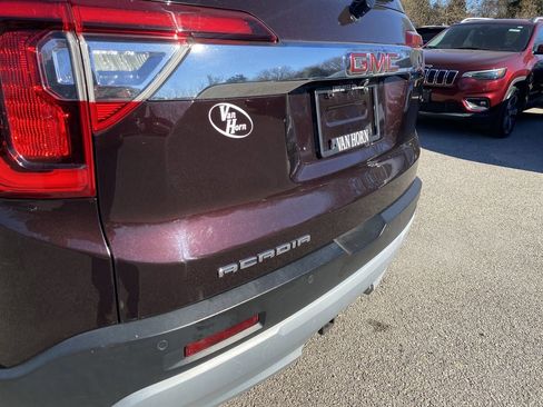 Used 2021 GMC Acadia SLE image 48