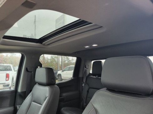 Used 2019 GMC Sierra 1500 SLT image 25