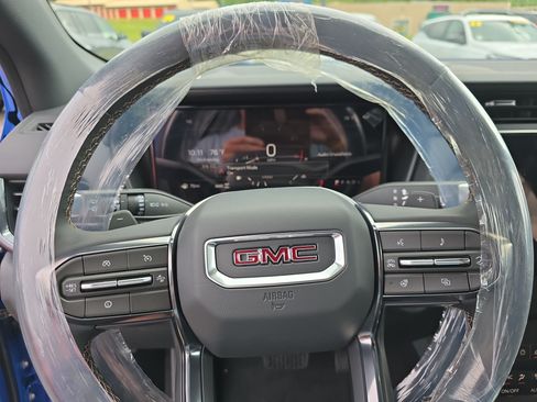 New 2027 GMC Terrain AT4 w/ Convenience Package III AWD/4WD image 21
