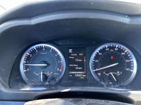 Used 2018 Toyota Highlander XLE AWD/4WD image 13