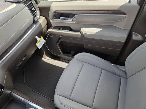 Used 2025 GMC Sierra 2500 SLT w/ SLT Convenience Package image 13