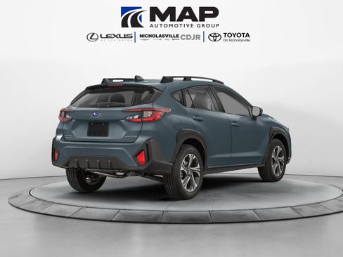 Used 2024 Subaru Crosstrek 2.0i Premium AWD/4WD image 2