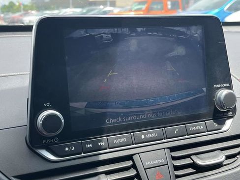 Used 2022 Nissan Altima 2.5 SR FWD image 28