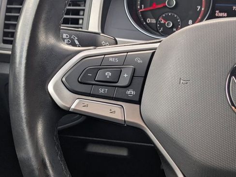 Used 2020 Volkswagen Atlas Cross Sport SE image 23