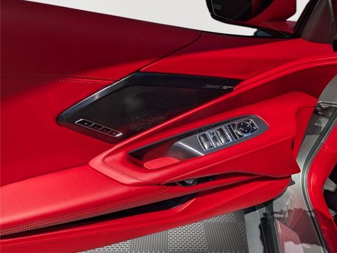 Used 2024 Chevrolet Corvette Stingray Premium Conv w/ Z51 Performance Package RWD image 15