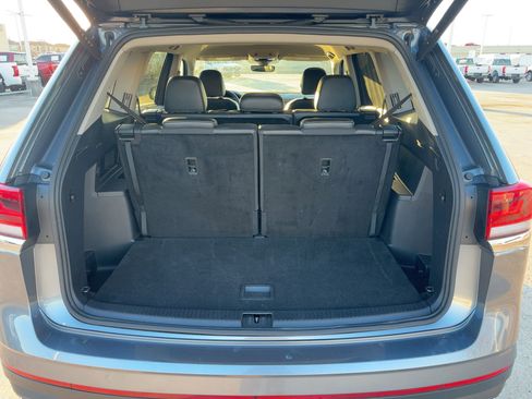 Used 2024 Volkswagen Atlas SE image 29