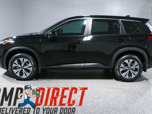 Used 2023 Nissan Rogue SV FWD image 10