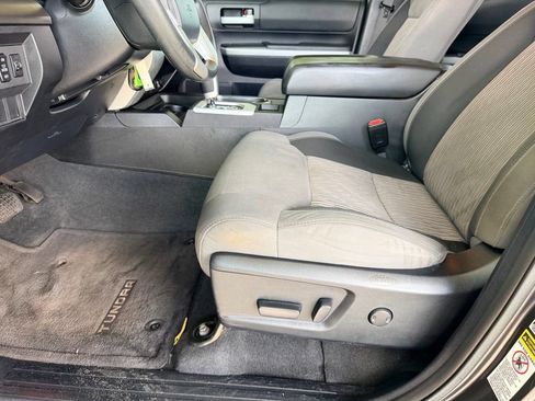 Used 2014 Toyota Tundra SR5 w/ SR5 Upgrade Package RWD image 14