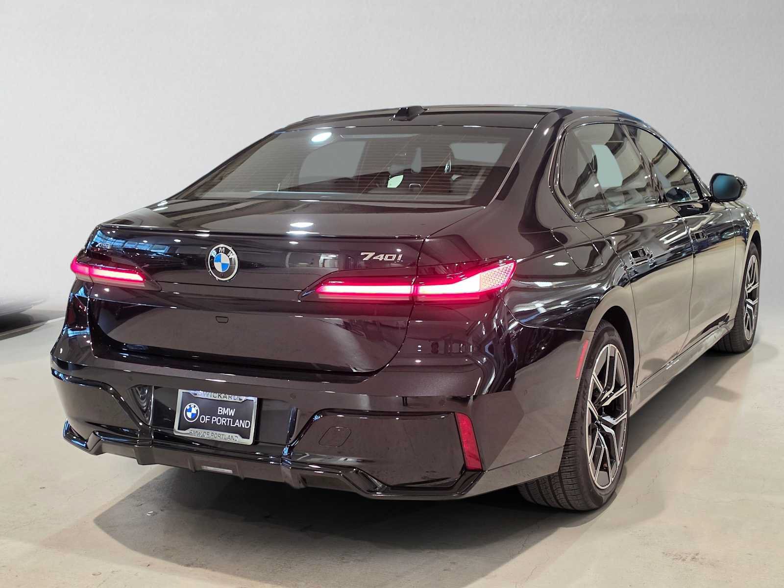 Used 2026 BMW 740i xDrive w/ Executive Package AWD/4WD image 3