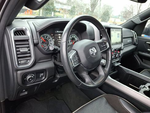 Used 2024 RAM 1500 Laramie image 25