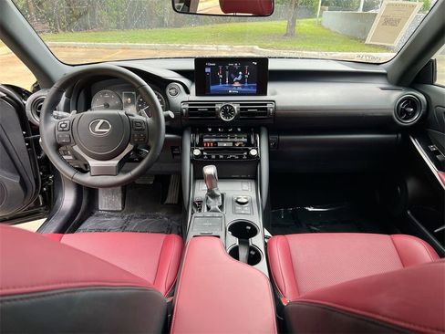 Certified 2025 Lexus IS 350 F Sport image 20