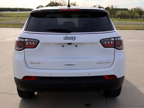 Used 2025 Jeep Compass Limited AWD/4WD image 7