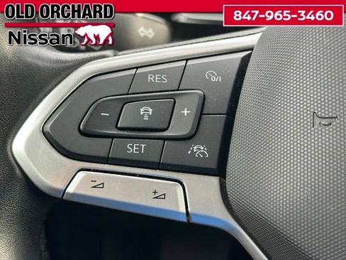 Used 2024 Volkswagen Jetta SE FWD image 19