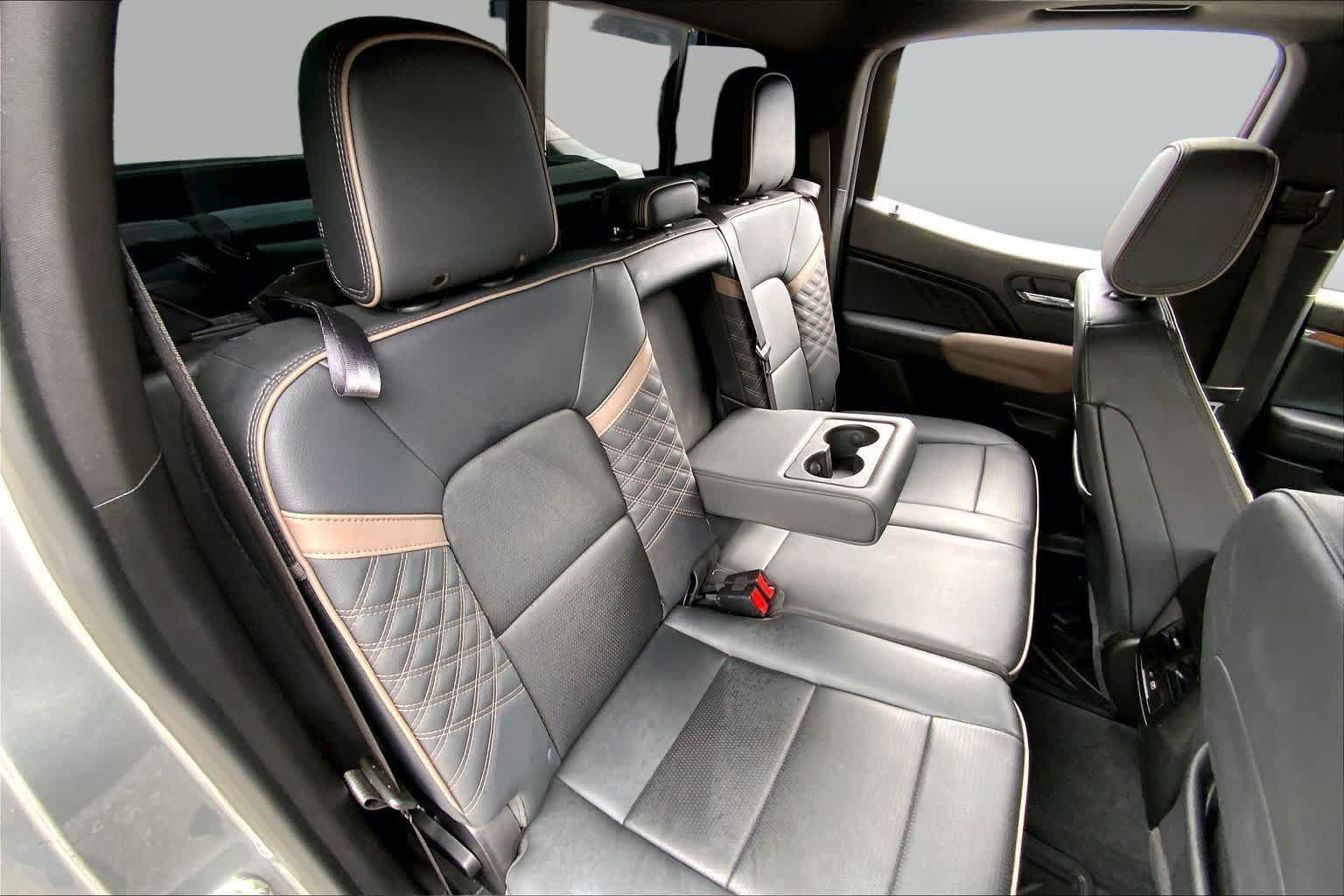 Used 2024 GMC Canyon Denali AWD/4WD image 20