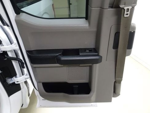 Used 2017 Ford F150 XL w/ Equipment Group 101A Mid image 33