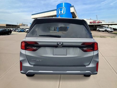 New 2025 Honda Odyssey EX-L image 3