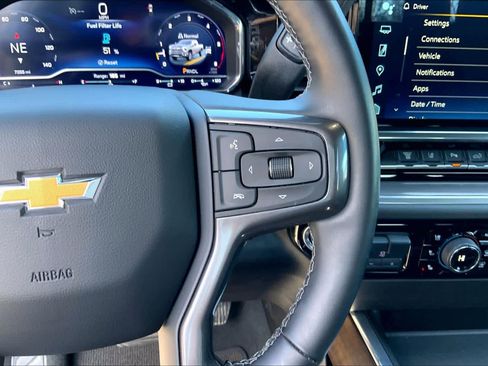 Used 2025 Chevrolet Silverado 3500 High Country w/ Technology Package image 24