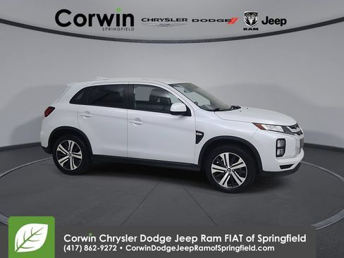 Used 2025 Mitsubishi Outlander Sport ES AWD/4WD image 1