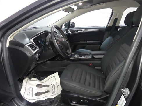 Used 2018 Ford Fusion SE image 20