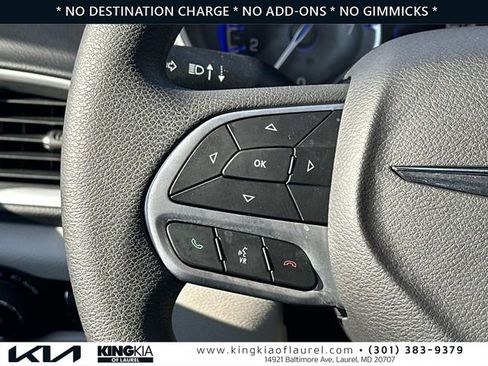 Used 2018 Chrysler Pacifica Touring Plus image 10