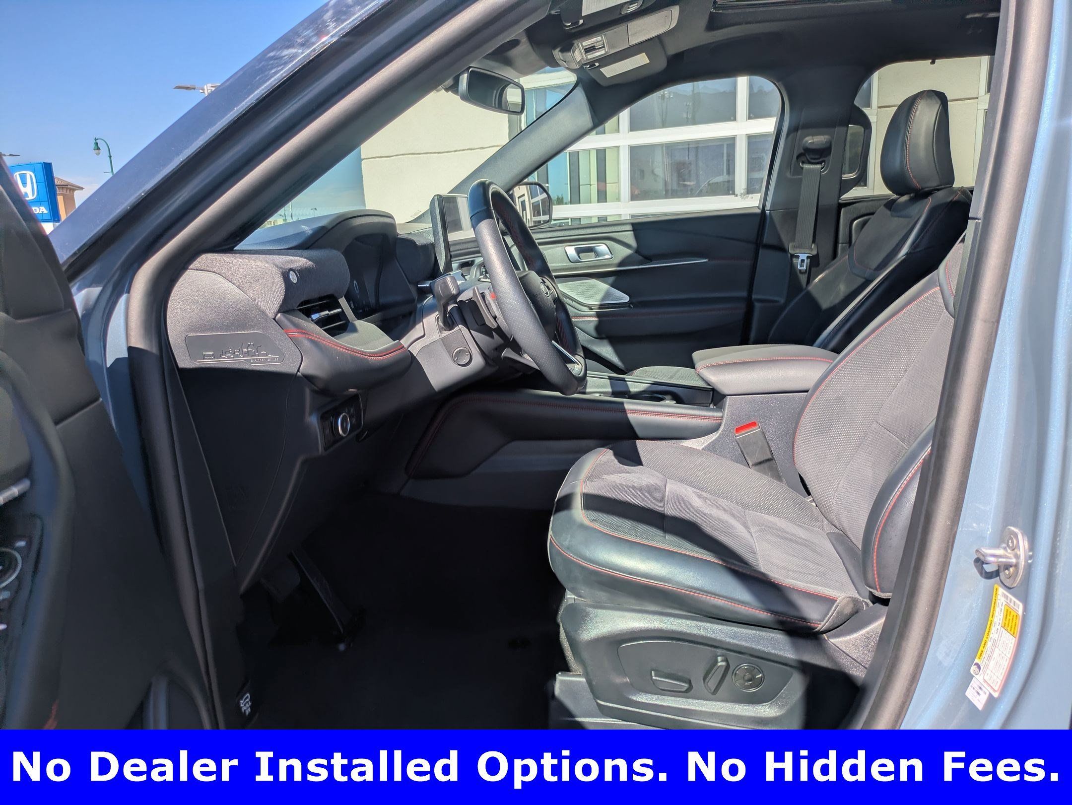 Used 2025 Ford Explorer ST AWD/4WD image 15