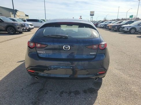 Used 2024 MAZDA MAZDA3 s FWD image 21